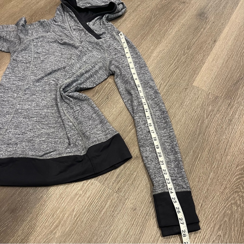LULULEMON Think Fast Pullover - Picture 7 of 14
